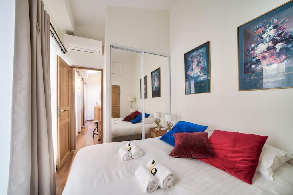 Superbe Maisonnette Neuve Au Coeur De Paris Exterior foto
